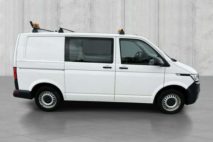 volkswagen-transporter-diesel-2020-big-4