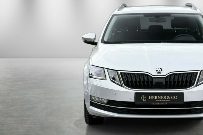 skoda-octavia-bensin-2019-big-3