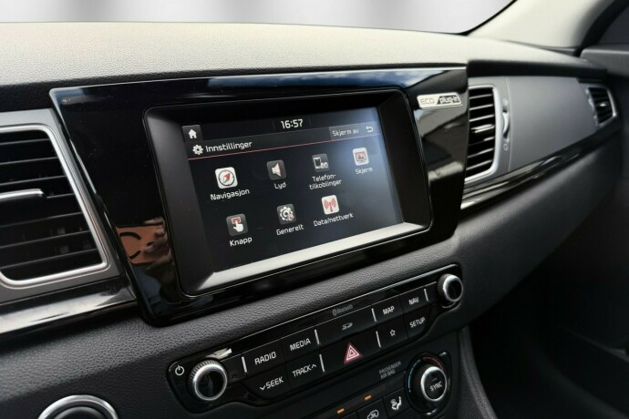 kia-niro-elektrisitetbensin-2018-big-57