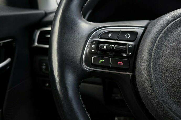 kia-niro-elektrisitetbensin-2018-big-15