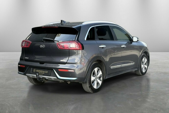 kia-niro-elektrisitetbensin-2018-big-4