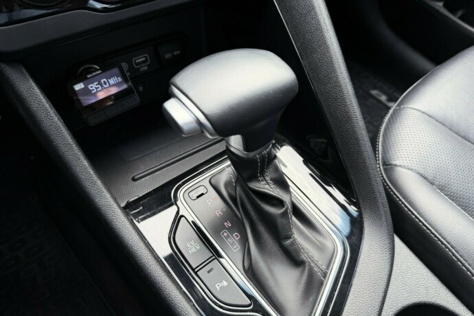 kia-niro-elektrisitetbensin-2018-big-48