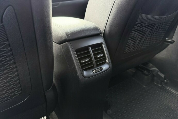 kia-niro-elektrisitetbensin-2018-big-35