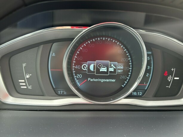 volvo-v60-diesel-2014-big-21