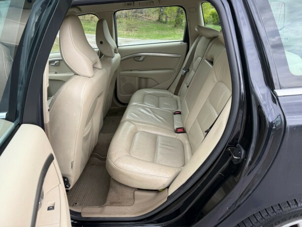 volvo-v70-diesel-2010-big-13