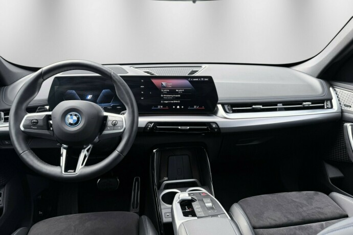 bmw-ix1-elektrisitet-2025-big-11