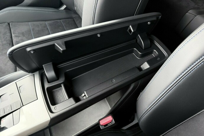 bmw-ix1-elektrisitet-2025-big-30