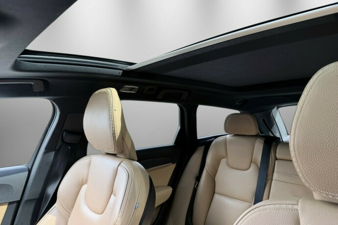 volvo-v90-cross-country-diesel-2019-big-8