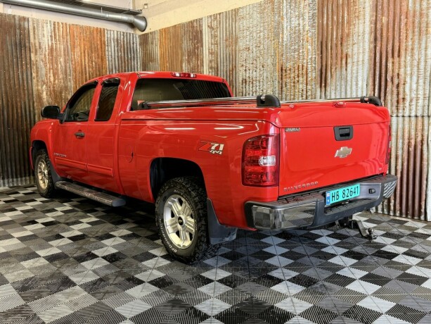 chevrolet-silverado-bensin-2010-big-8