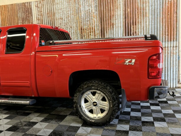 chevrolet-silverado-bensin-2010-big-11
