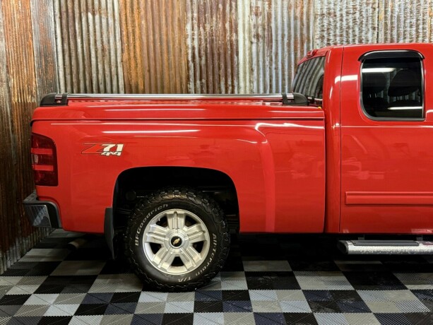 chevrolet-silverado-bensin-2010-big-4