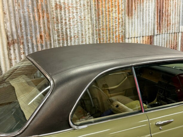 jaguar-xj-bensin-1975-big-6