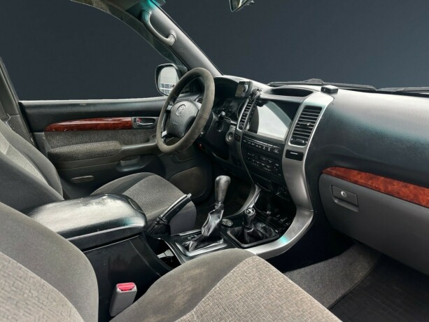 toyota-land-cruiser-diesel-2005-big-10