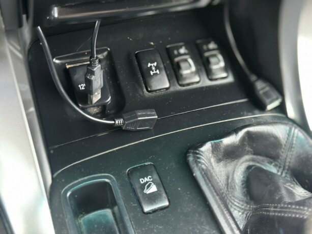 toyota-land-cruiser-diesel-2005-big-14