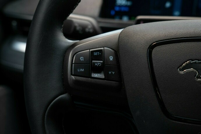 ford-mustang-mach-e-elektrisitet-2024-big-14
