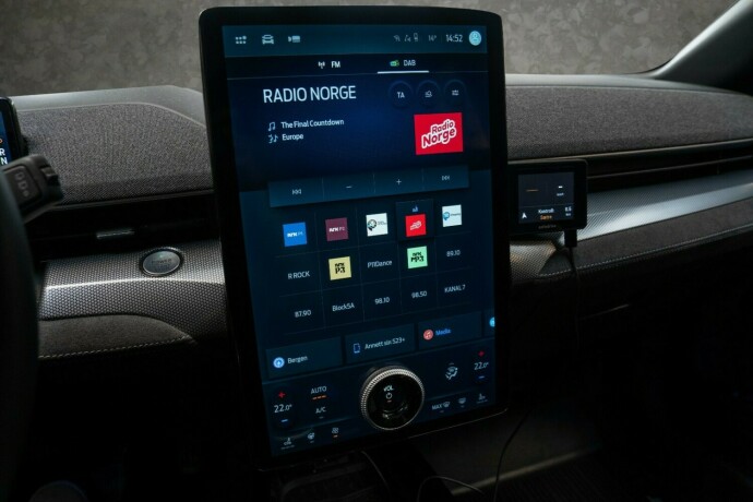 ford-mustang-mach-e-elektrisitet-2024-big-23