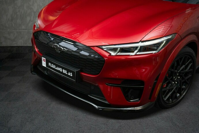 ford-mustang-mach-e-elektrisitet-2024-big-4