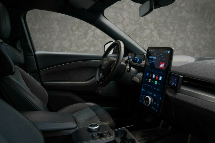 ford-mustang-mach-e-elektrisitet-2024-big-35