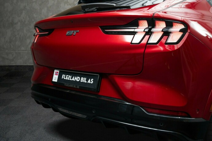 ford-mustang-mach-e-elektrisitet-2024-big-9