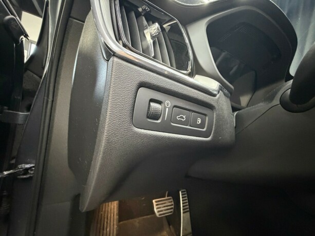 volvo-xc-60-elektrisitetbensin-2019-big-18