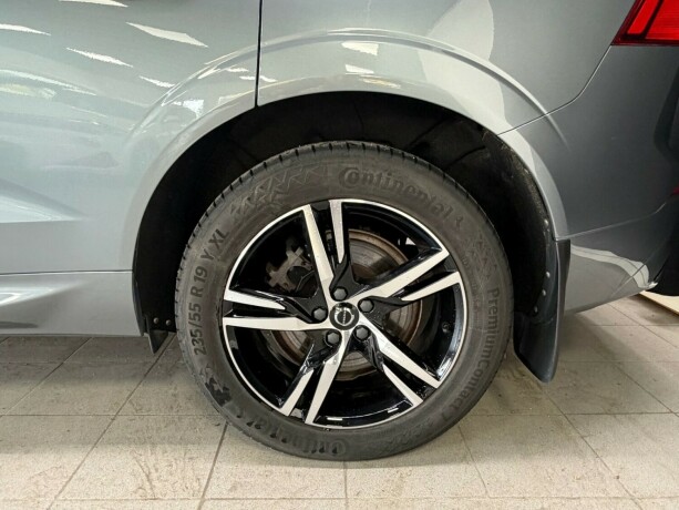volvo-xc-60-elektrisitetbensin-2019-big-4
