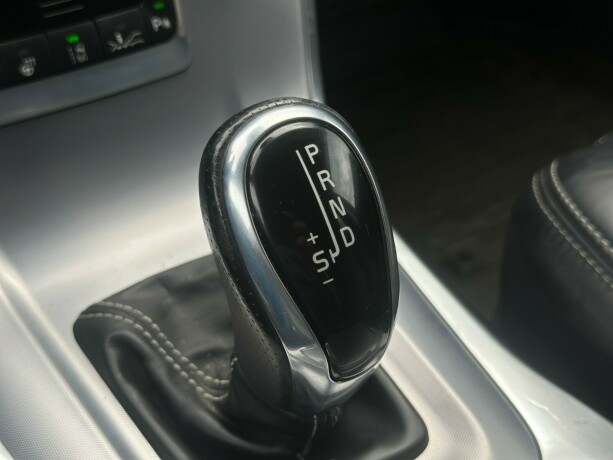 volvo-xc-70-diesel-2015-big-17