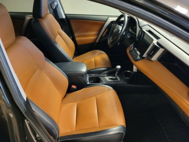 toyota-rav4-elektrisitetbensin-2016-big-15