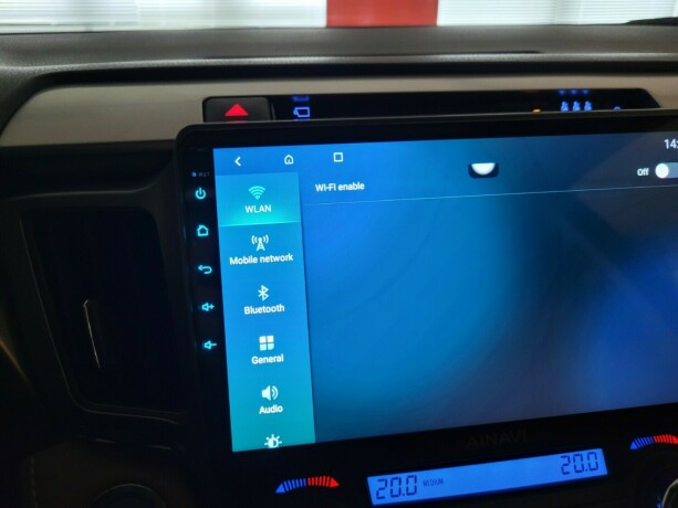toyota-rav4-elektrisitetbensin-2016-big-31