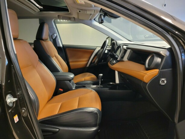 toyota-rav4-elektrisitetbensin-2016-big-11