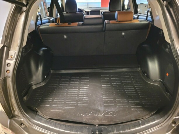 toyota-rav4-elektrisitetbensin-2016-big-20