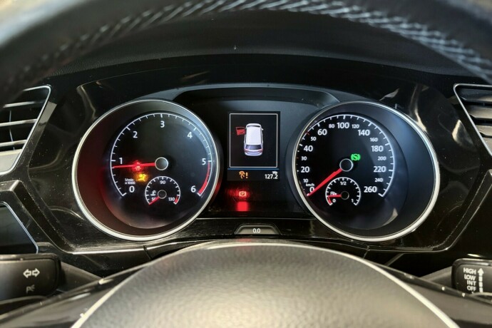 volkswagen-touran-diesel-2017-big-17
