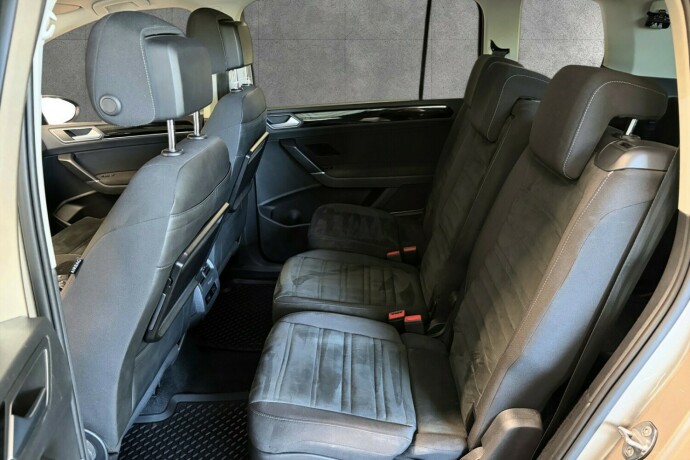 volkswagen-touran-diesel-2017-big-2
