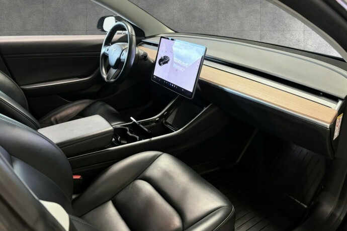 tesla-model-3-elektrisitet-2019-big-23