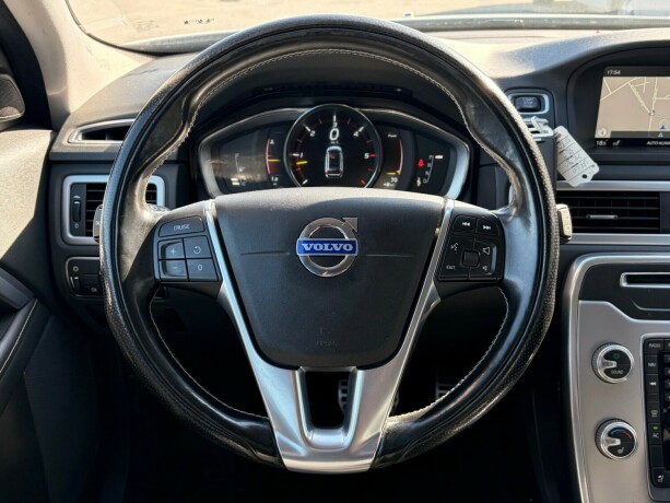 volvo-xc-70-diesel-2015-big-12