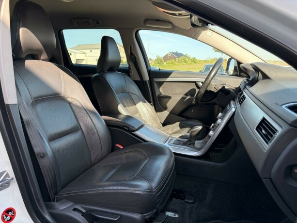 volvo-xc-70-diesel-2015-big-26