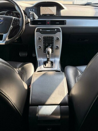 volvo-xc-70-diesel-2015-big-18