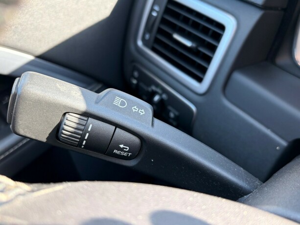 volvo-xc-70-diesel-2015-big-13