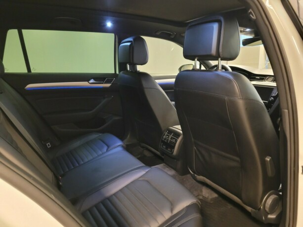 volkswagen-passat-plug-in-petrol-2017-big-17