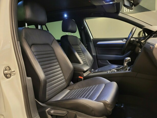 volkswagen-passat-plug-in-petrol-2017-big-13
