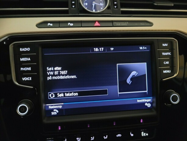 volkswagen-passat-plug-in-petrol-2017-big-36