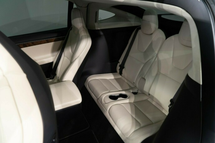 tesla-model-x-elektrisitet-2017-big-11