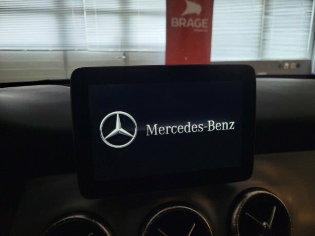 mercedes-benz-cla-bensin-2017-big-29