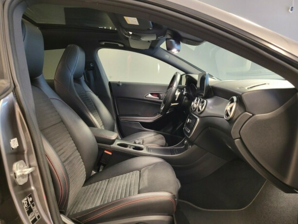 mercedes-benz-cla-bensin-2017-big-12