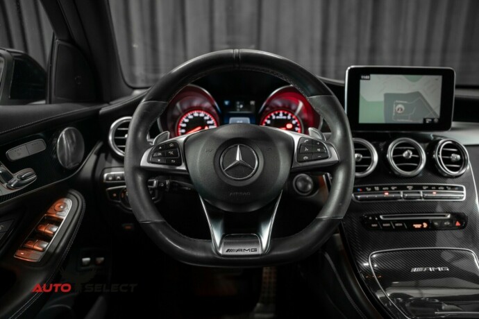 mercedes-benz-glc-bensin-2018-big-36