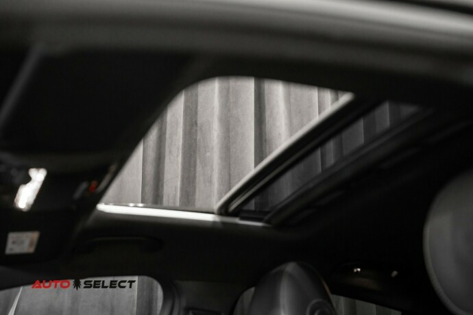 mercedes-benz-glc-bensin-2018-big-34