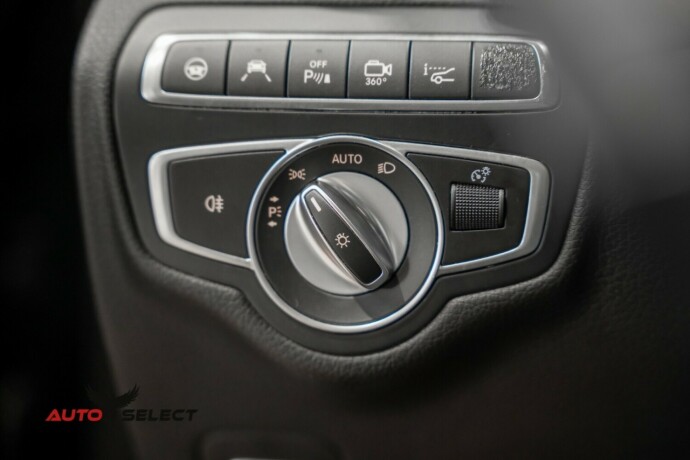 mercedes-benz-glc-bensin-2018-big-37