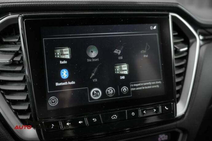 isuzu-d-max-diesel-2022-big-45