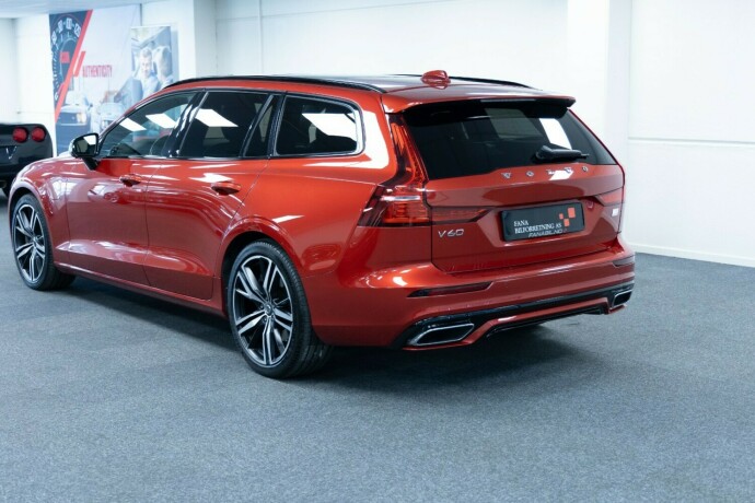 volvo-v60-elektrisitetbensin-2021-big-1