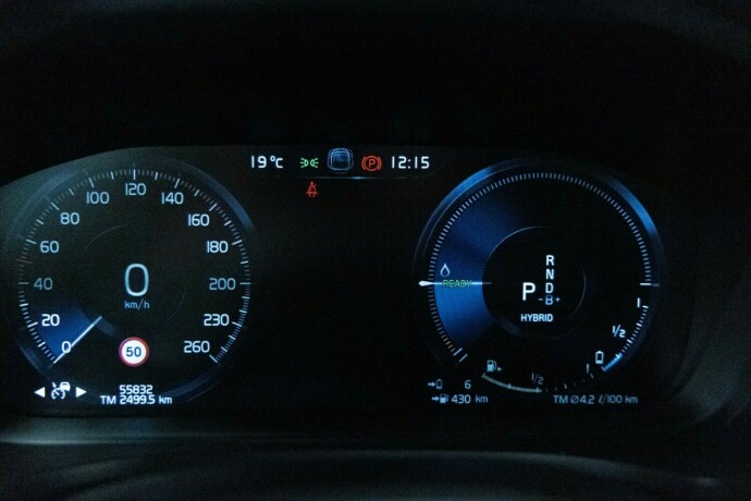 volvo-v60-elektrisitetbensin-2021-big-17