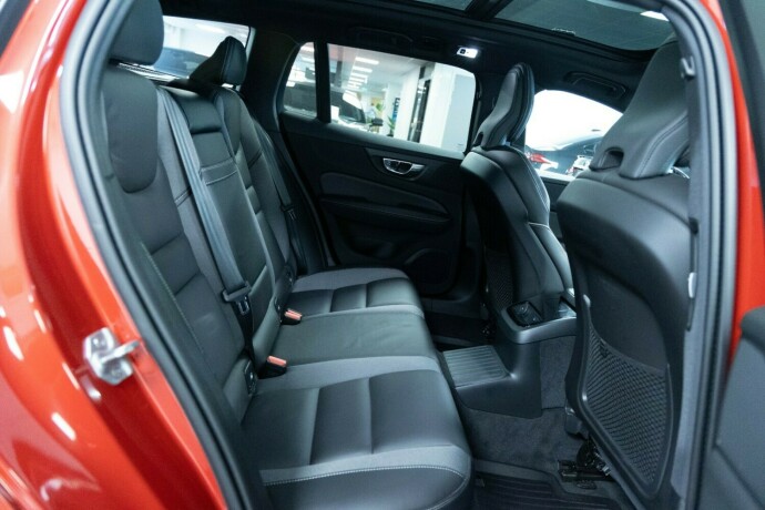 volvo-v60-elektrisitetbensin-2021-big-12